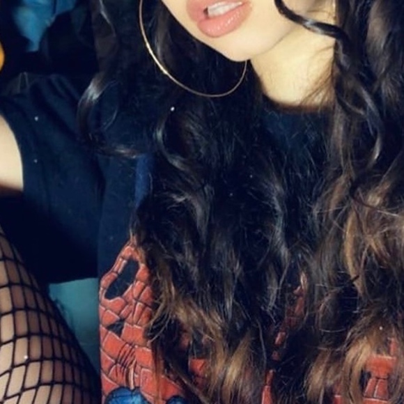 Meet your Posher, Tia - Picture 1 of 1